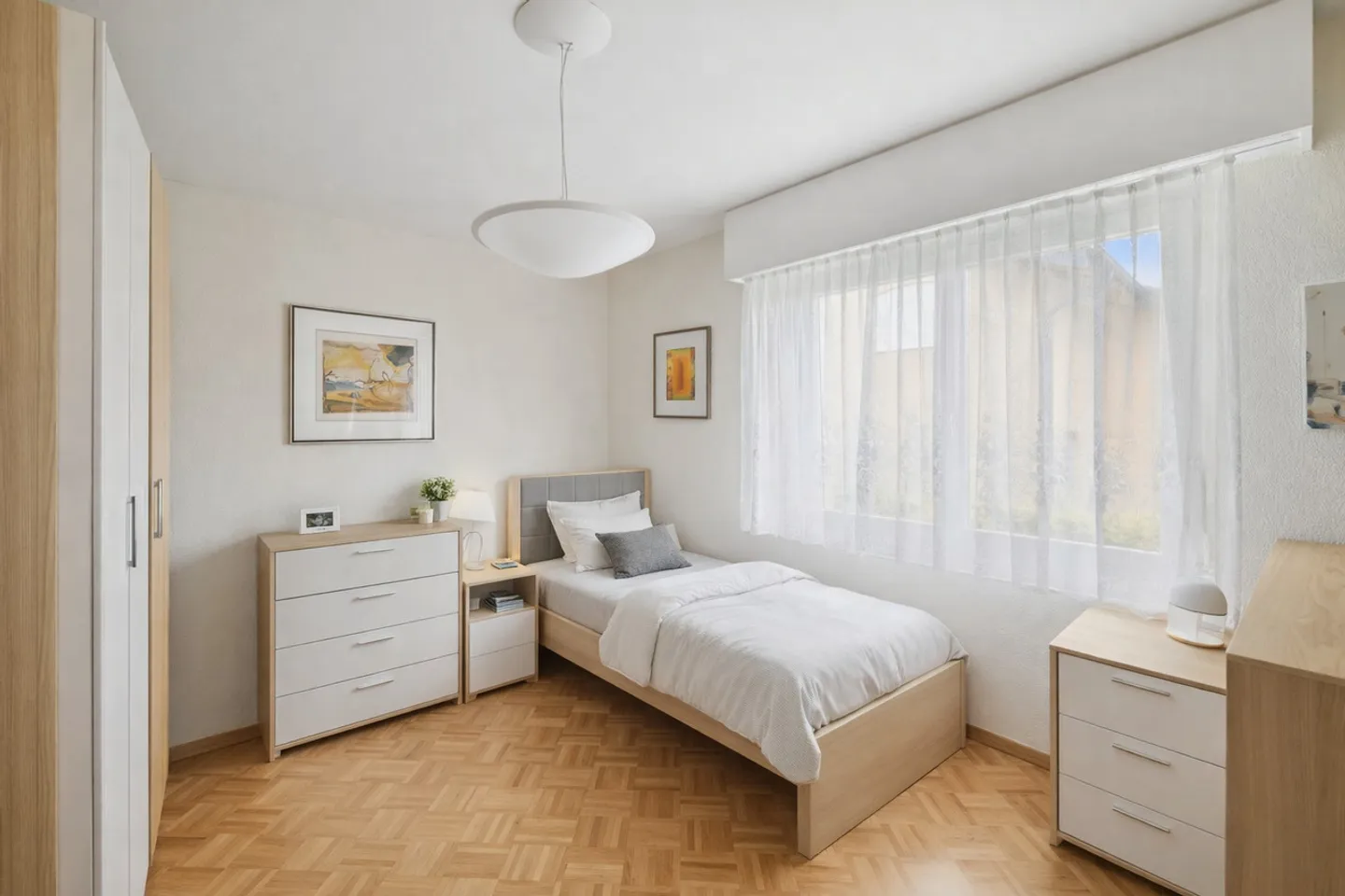 Nel cuore di un tranquillo quartiere residenziale - Foto 8 di 12