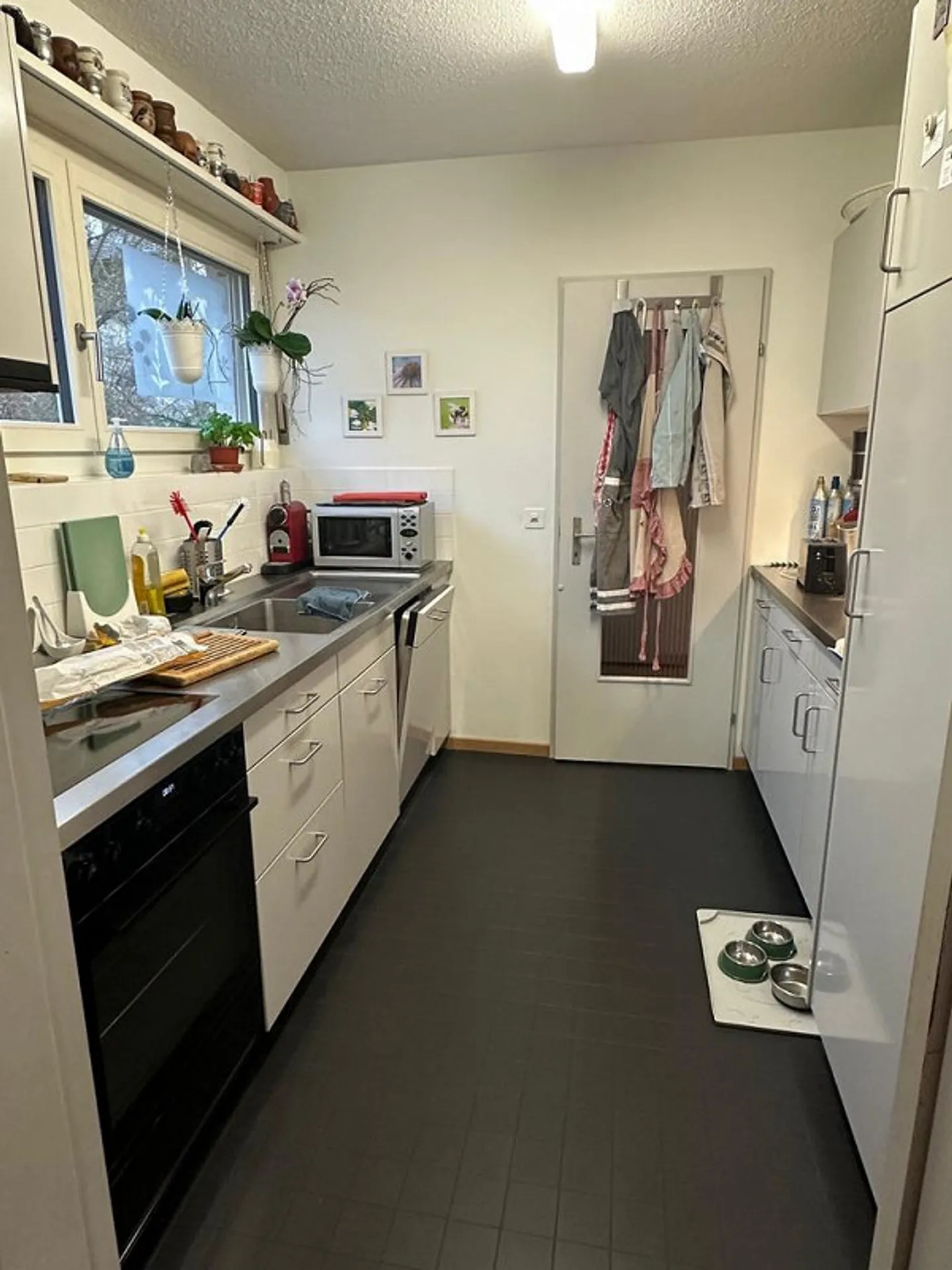 Modern and spacious apartment with garden terrace - Photo 5 of 7