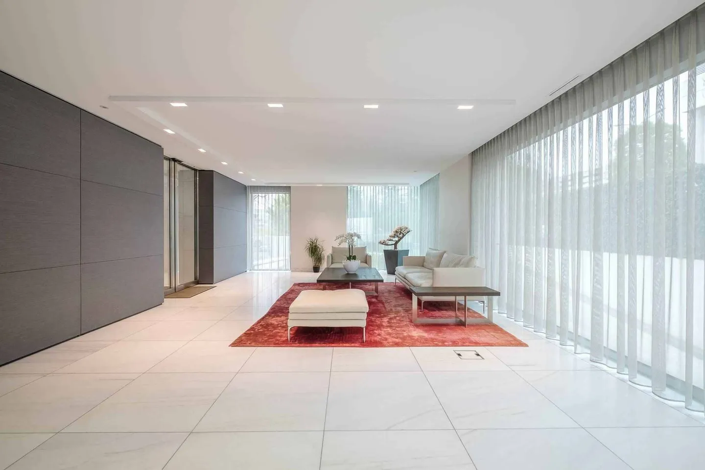 Magnifico appartamento di 4 locali con terrazza in una residenza di alto standing - Foto 11 di 12