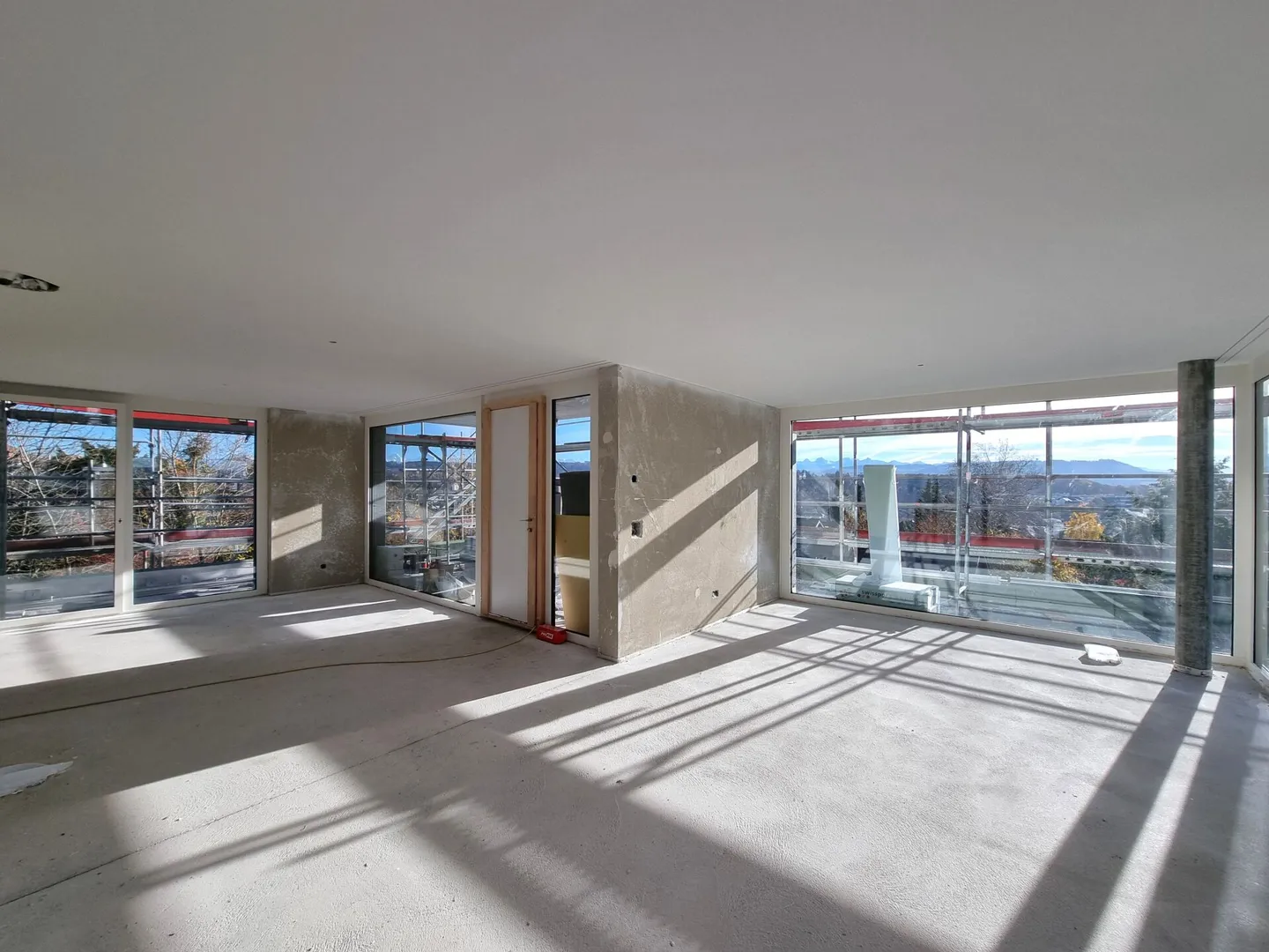 Exclusive Living with a View in Ittigen - Photo 2 of 12