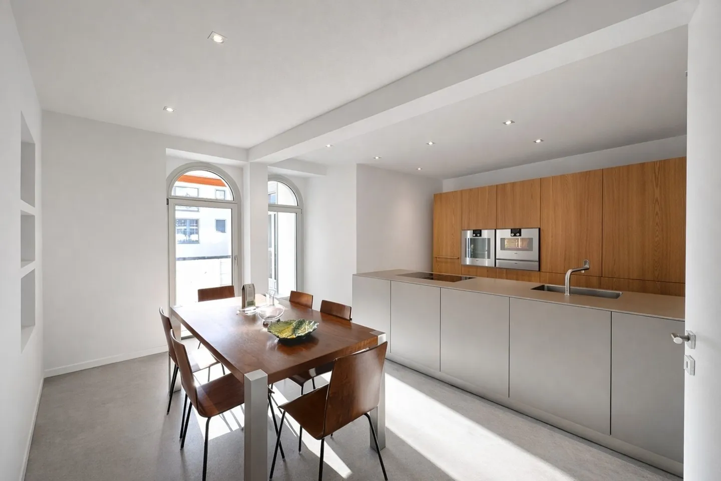 Exclusive 4.5-room condominium with alpine panorama in historic... - Photo 4 of 13