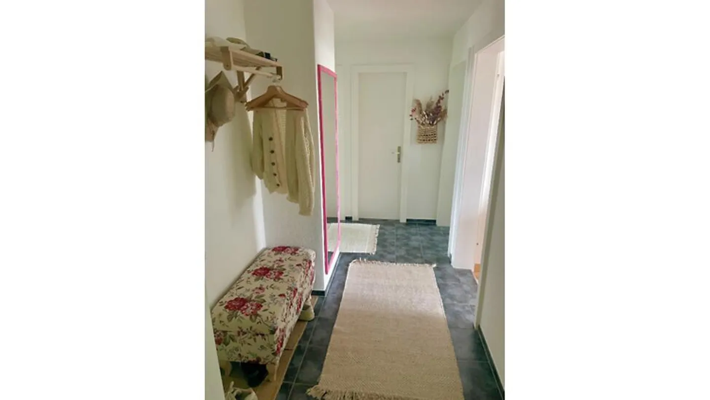 3 ROOM APARTMENT IN BRONSCHHOFEN (SG), FURNISHED, TEMPORARY - Photo 5 of 6