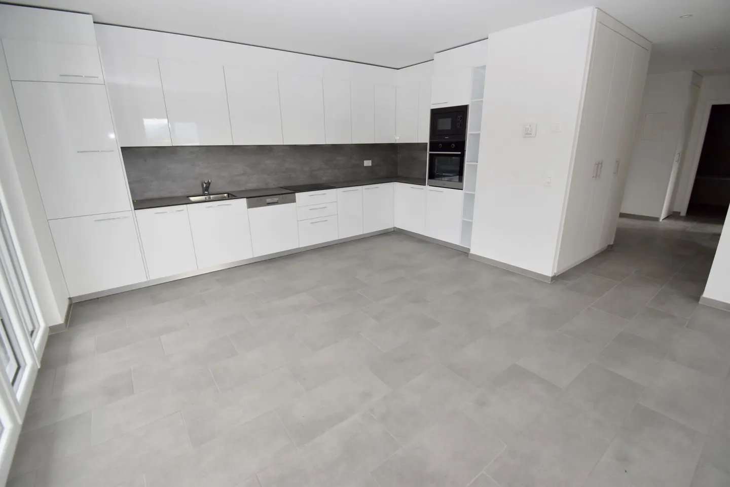 3,5-Zimmer Erdgeschosswohnung - Foto 2 von 9
