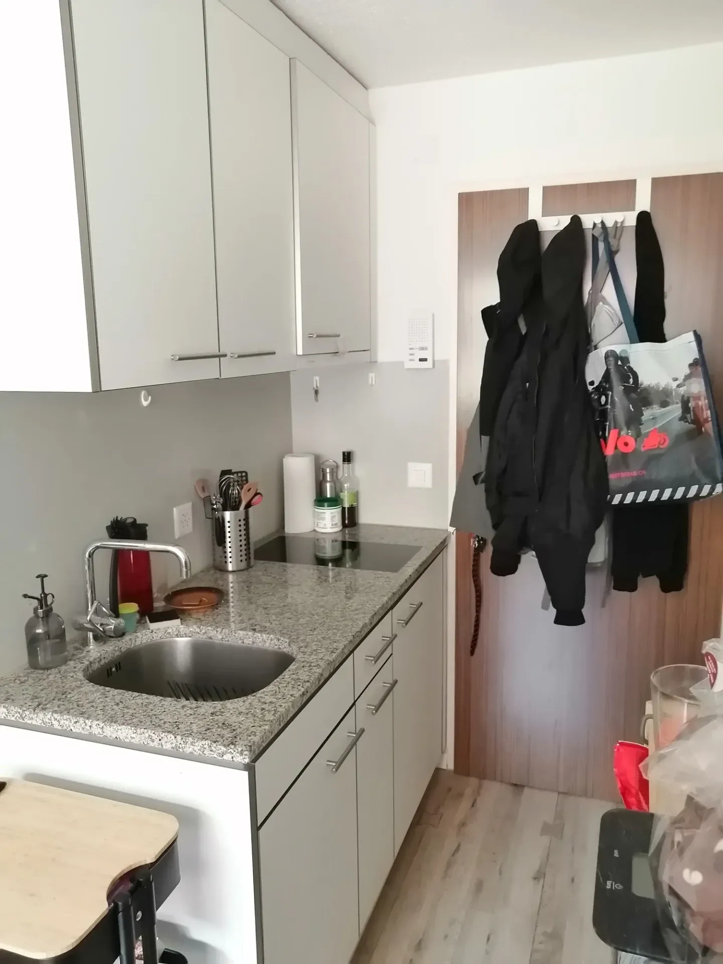 Zentrales Studio in Biel - Foto 1 von 4