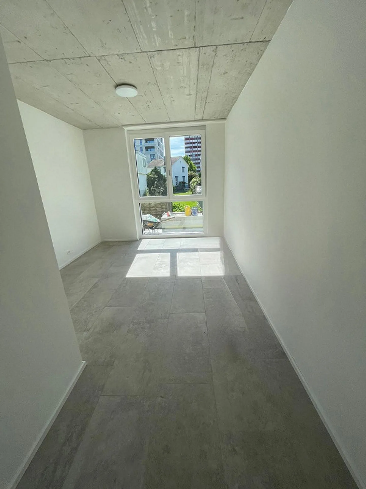 Moderne 3½-Zimmer-Erdgeschosswohnung an zentraler Lage - Foto 6 von 12