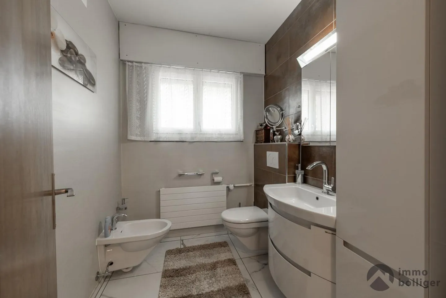 Opportunità 2-in-1: La tua casa multigenerazionale con 2 unità - Foto 10 di 13