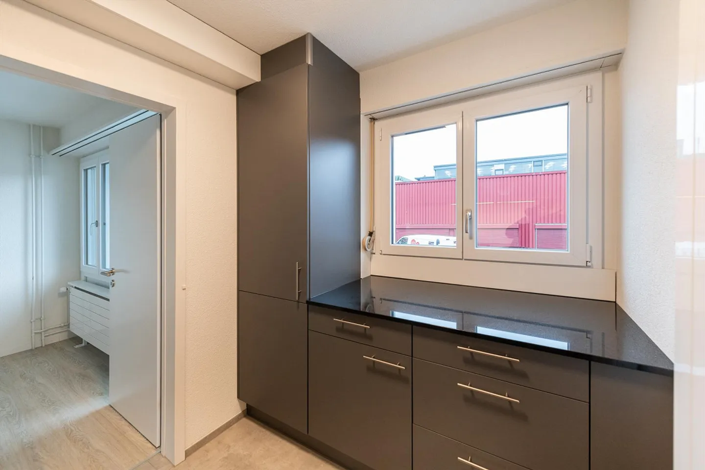 Modern 4.5 room apartment on the 1st floor in Langenthal - Photo 9 of 12