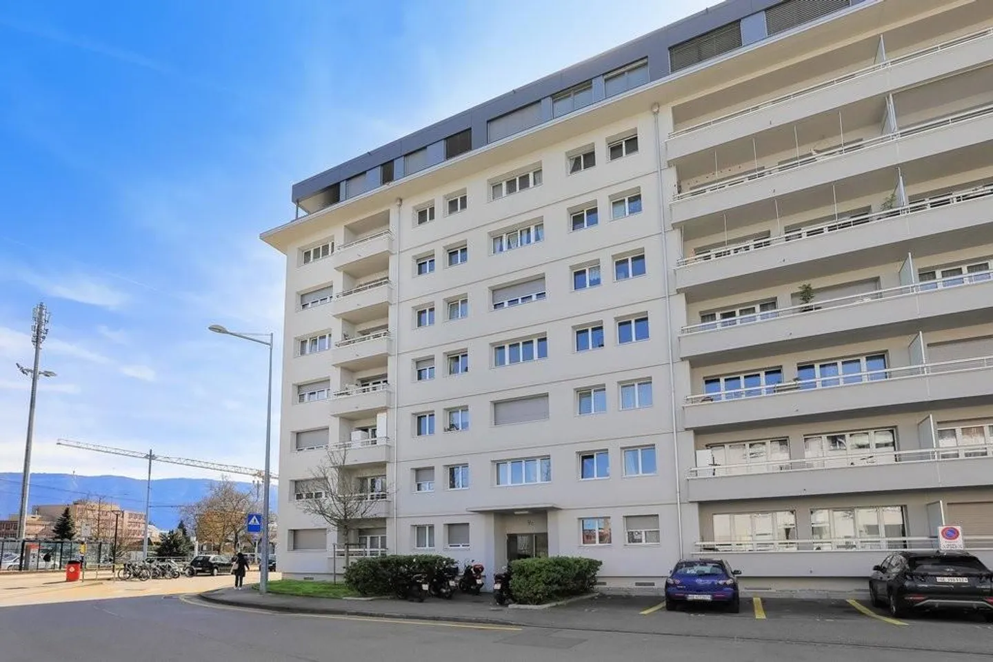 Bellissimo appartamento di 5 stanze di 79 m2, zona tranquilla, vista libera - Foto 1 di 7