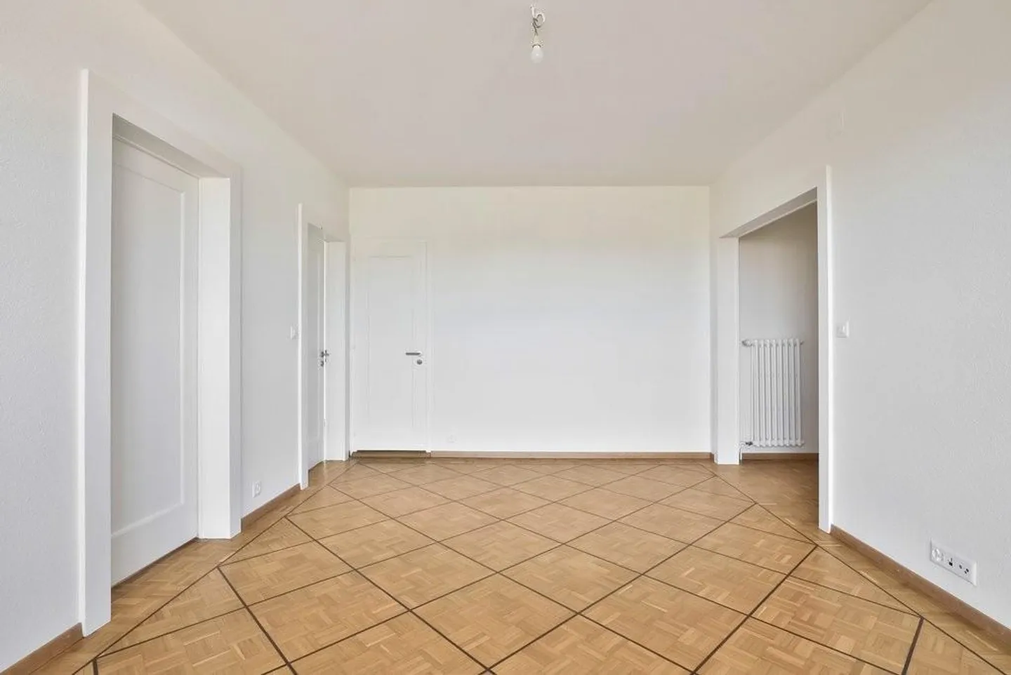 Bellissimo appartamento di 5 stanze di 79 m2, zona tranquilla, vista libera - Foto 5 di 7