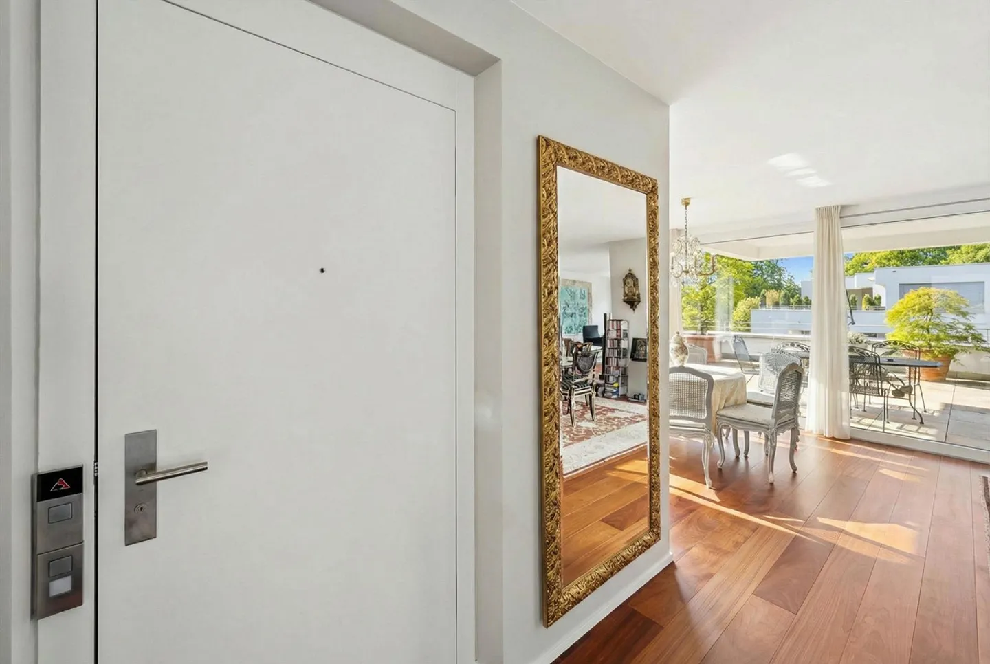Appartement Penthouse Exclusif - Vivre dans une Élégance Intemporelle - Photo 8 sur 19