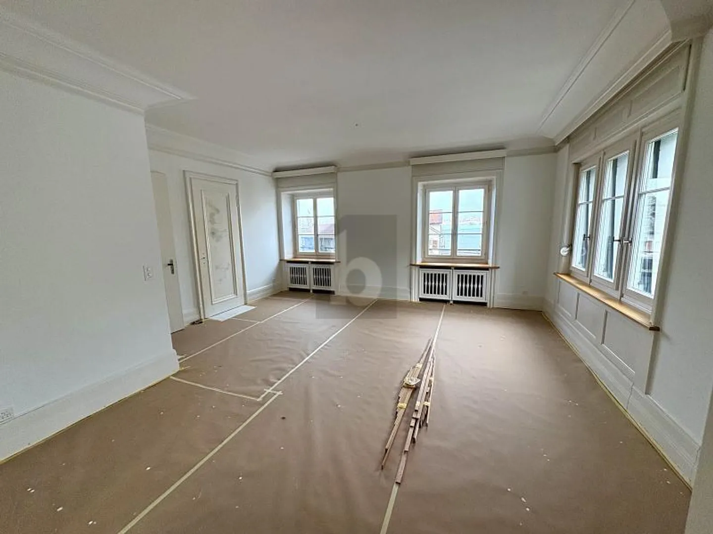 QUIET, CENTRAL, BRIGHT WITH LAKE VIEW - Photo 3 of 6