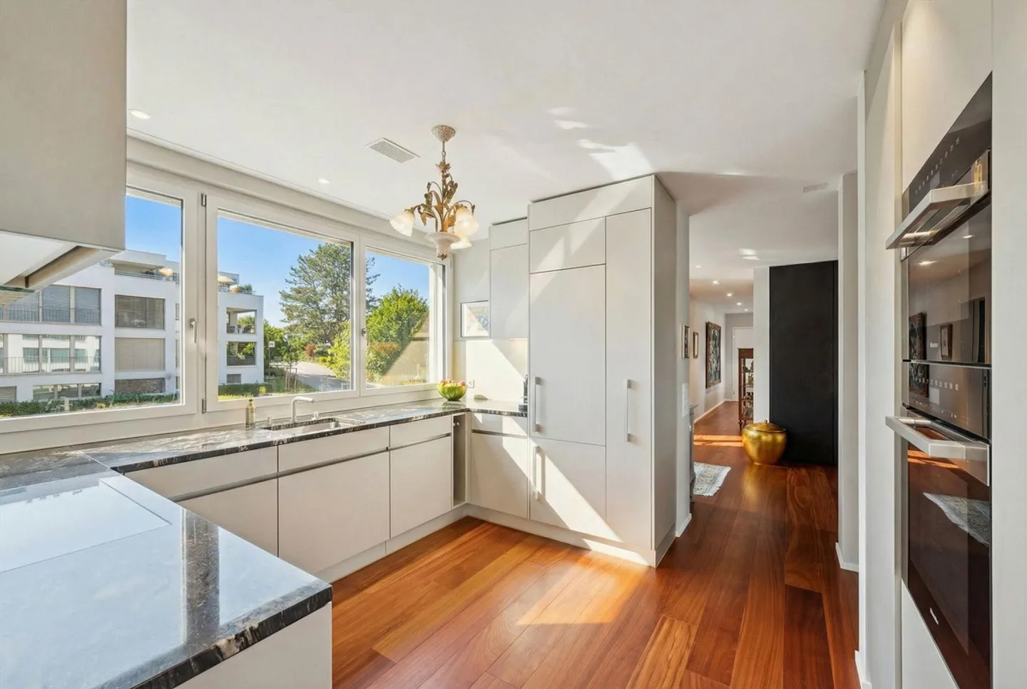 Appartement Penthouse Exclusif - Vivre dans une Élégance Intemporelle - Photo 4 sur 19
