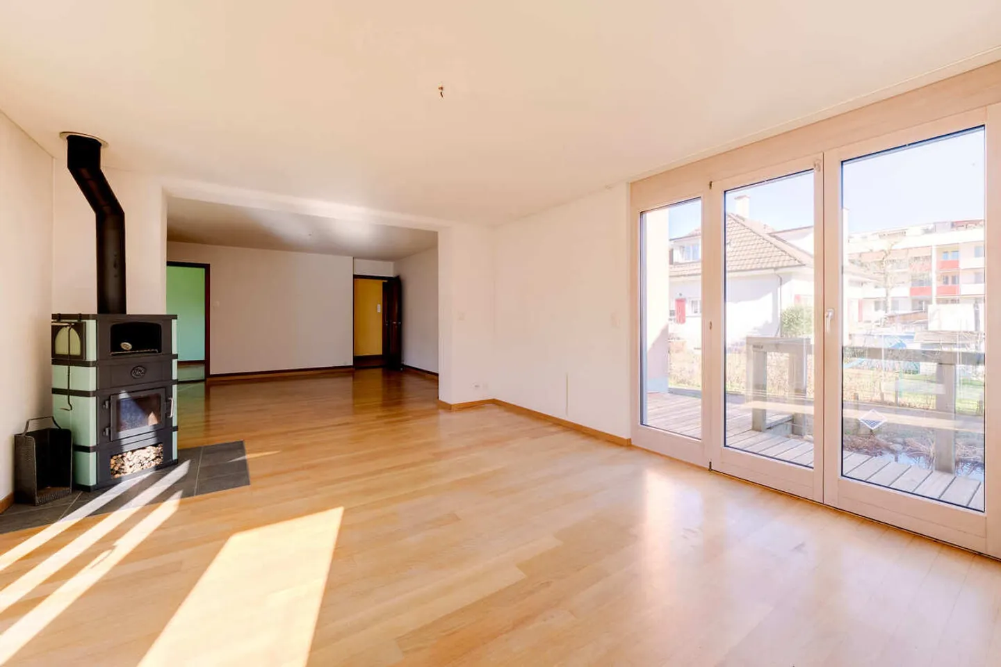 Family Paradise - Photo 7 of 17