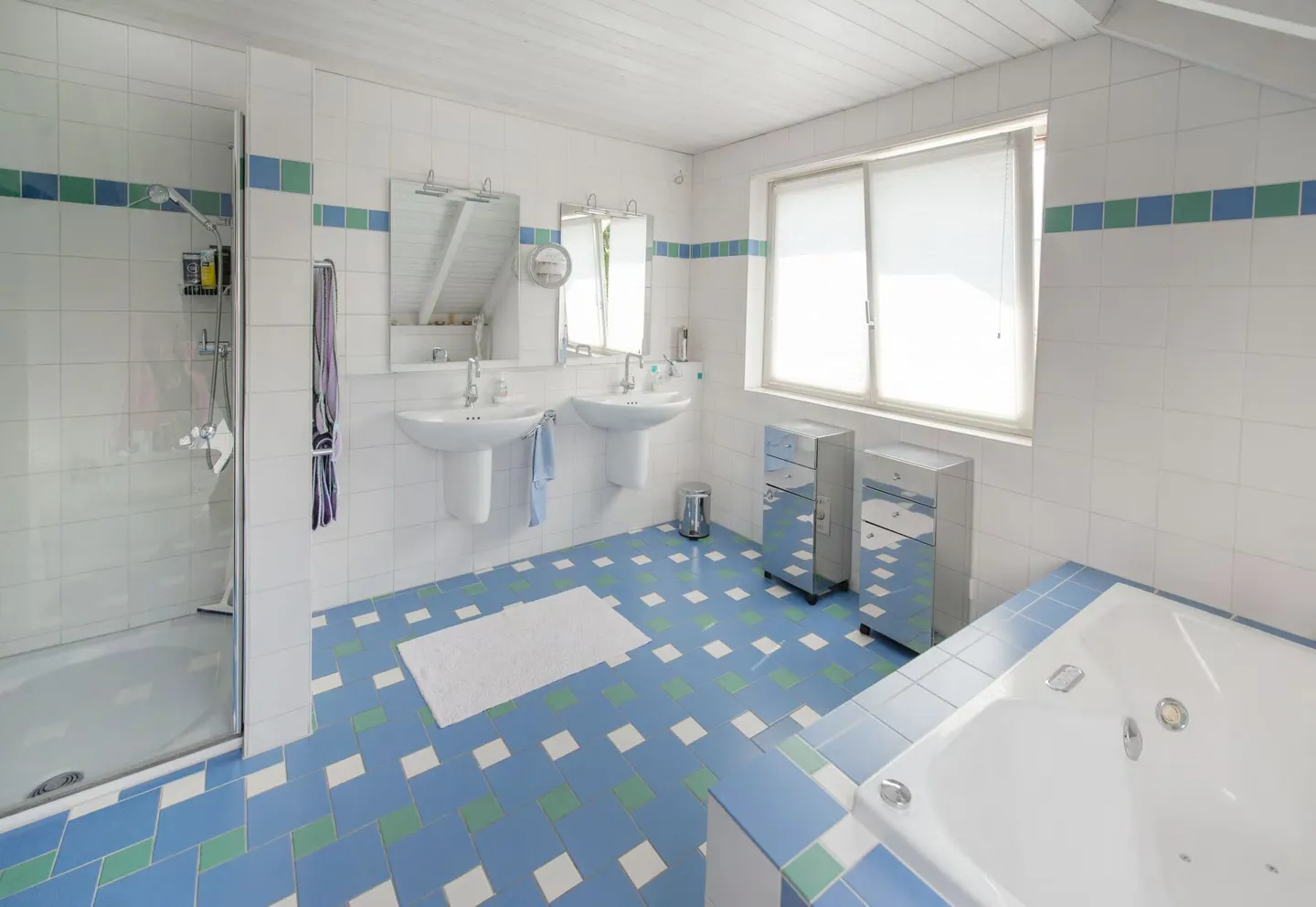 Casa unifamiliare a schiera di 6,5 stanze con vista splendida nella migliore zona residenziale - Foto 15 di 38