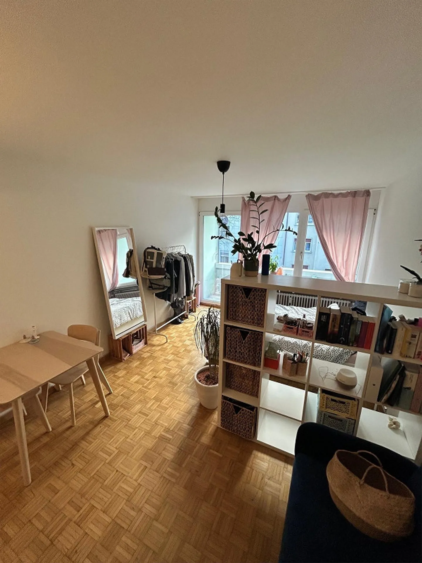 Helles Studio im urbanen Gundeli - Foto 21 von 21