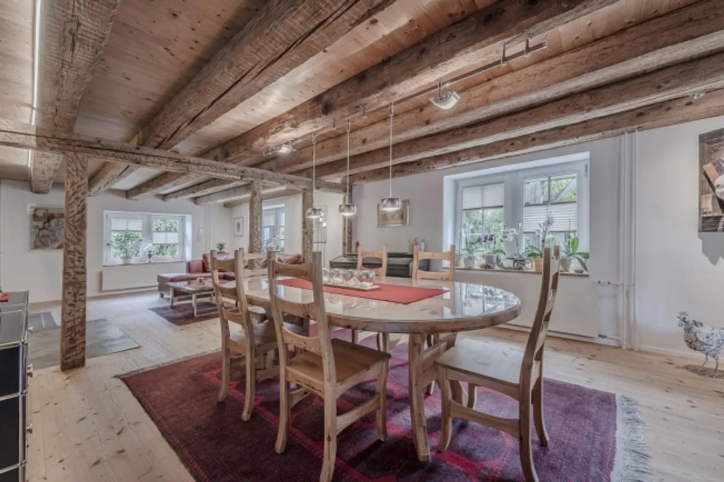 «Charmantes 4.5-Zimmer-Einfamilienhaus mit sonnigem Gartensitzplatz» - Foto 5 von 13