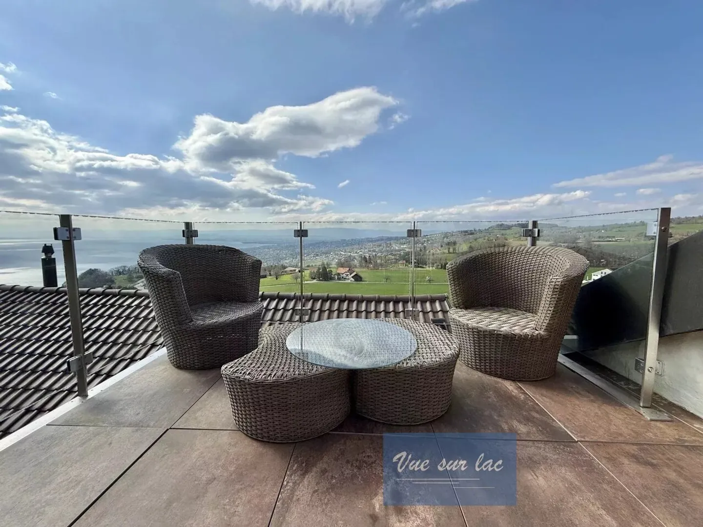 Maison moderne à Bourg-en-Lavaux, 4,5 pièces - Photo 2 sur 11