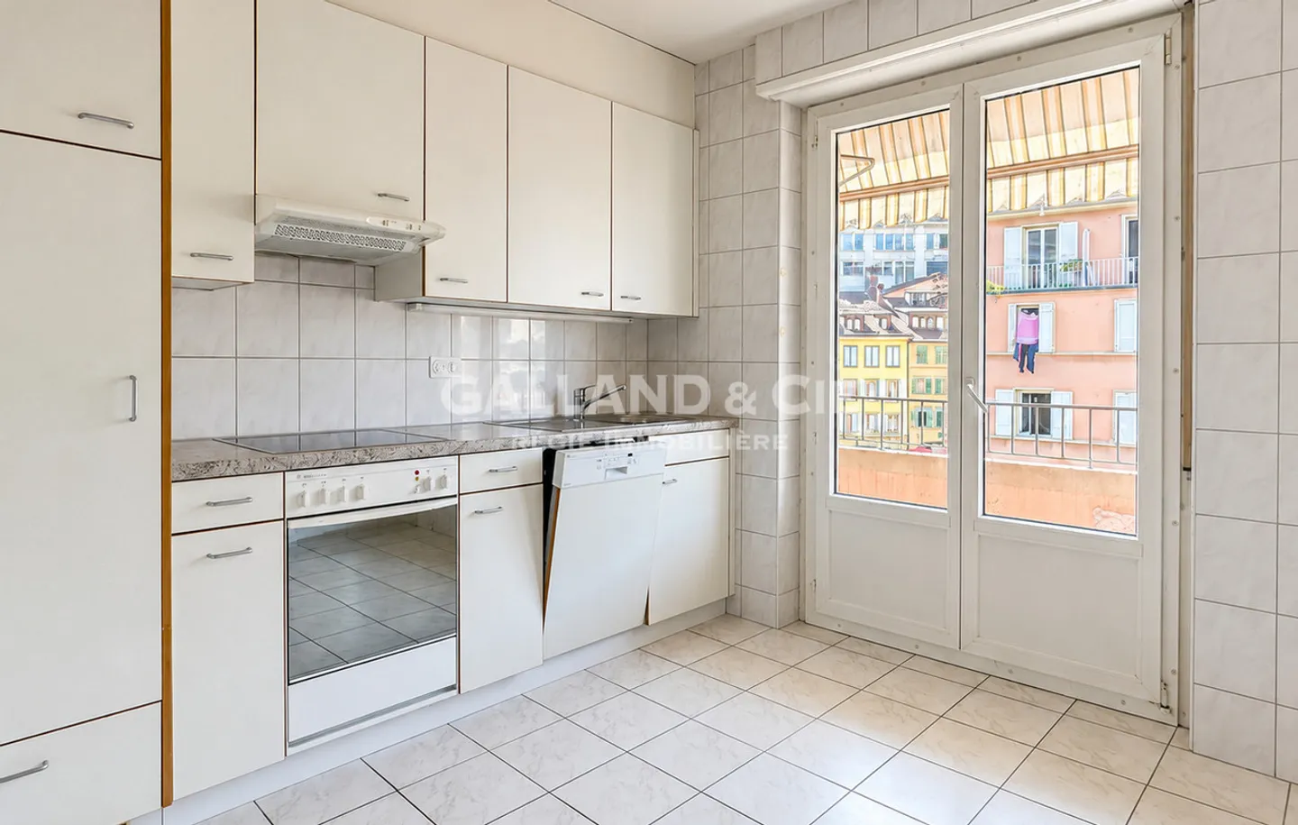 Appartement au centre-ville - Photo 3 sur 6