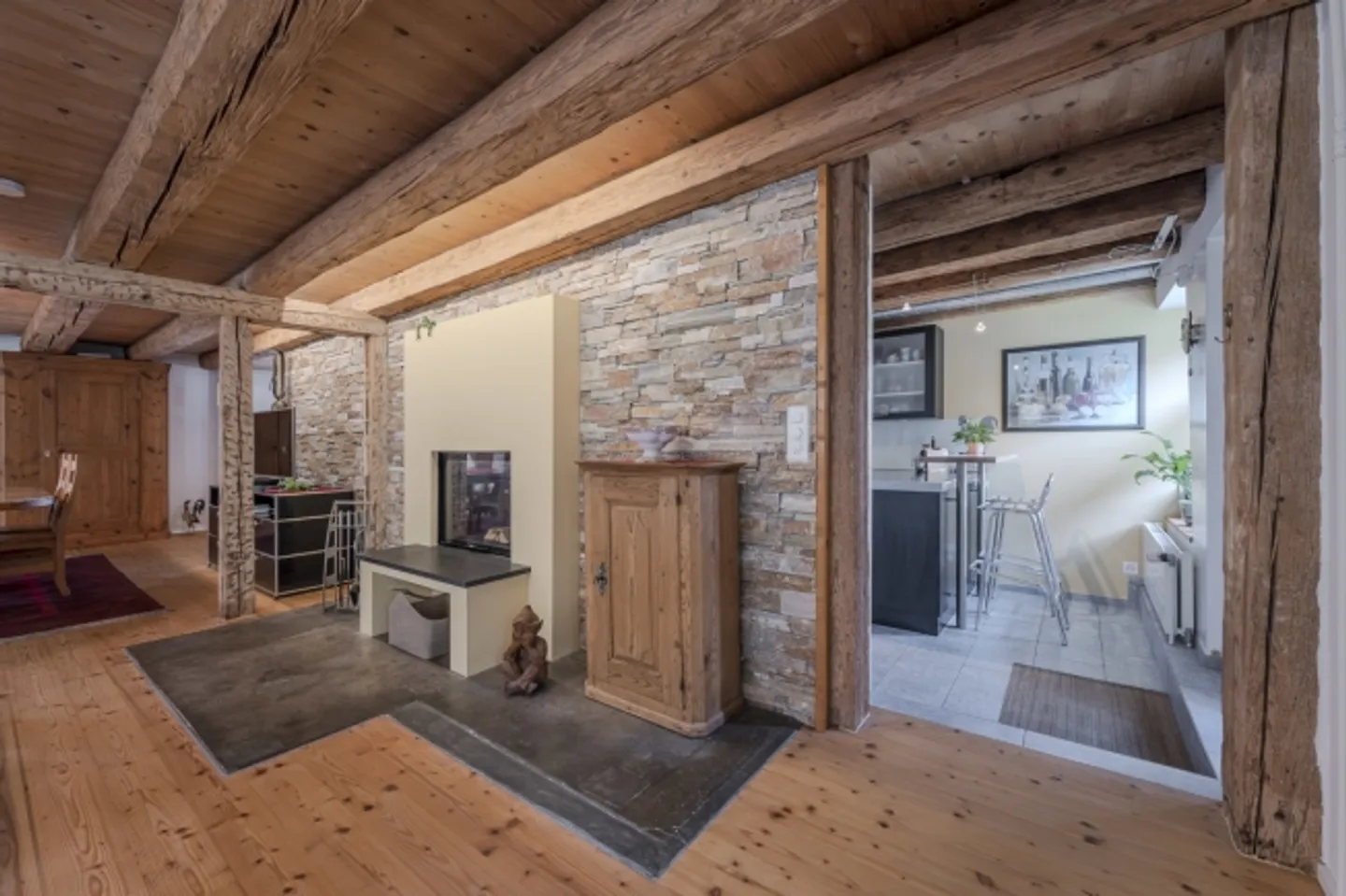 «Charmantes 4.5-Zimmer-Einfamilienhaus mit sonnigem Gartensitzplatz» - Foto 7 von 13