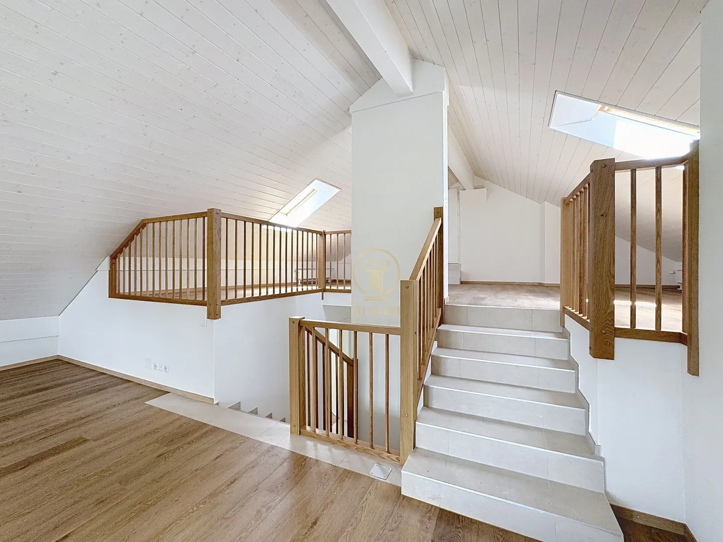 L'Isle - magnifico appartamento di 4.5 locali in AFFITTO in una casa d'epoca - Foto 3 di 15