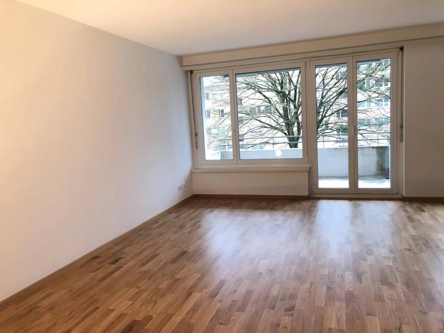 Charming apartment with balcony for rent ... - Photo 4 of 5