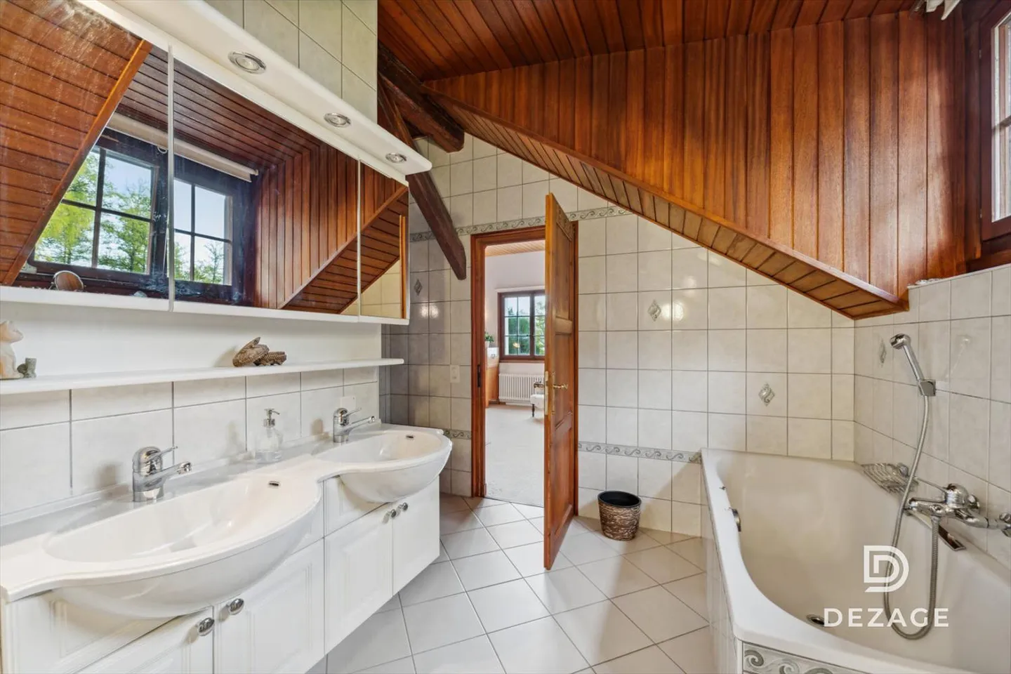 Le charme de l'ancien sur une grande parcelle surplombant Blonay - Photo 11 sur 13