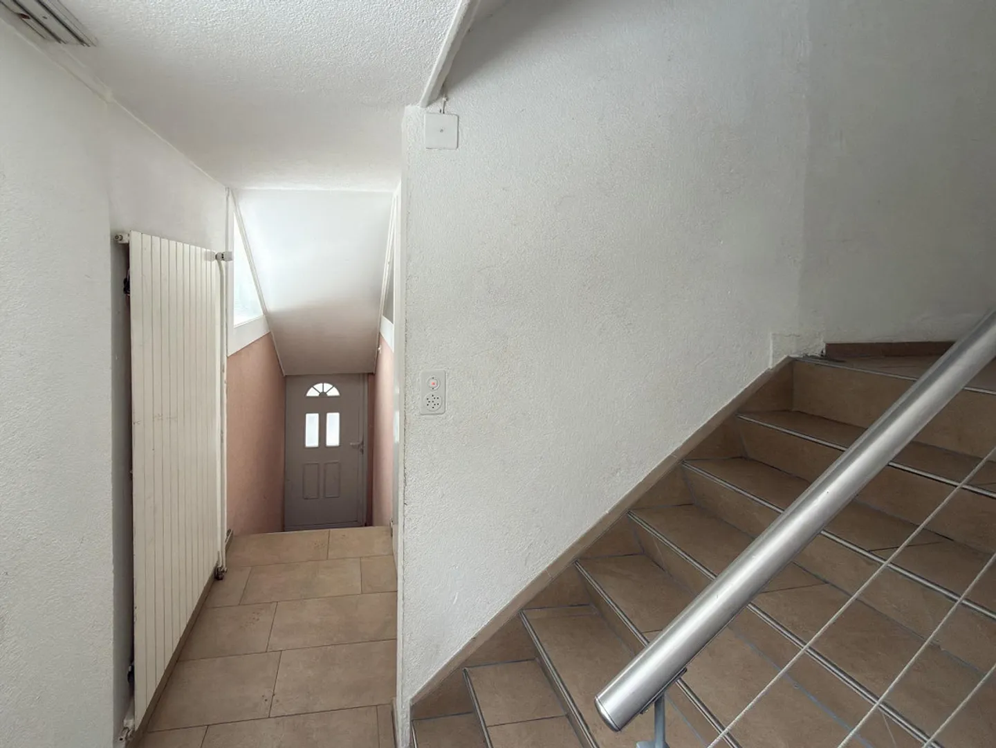 Centrally Located Residential/Commercial Building in St. Gallen - Photo 3 of 8