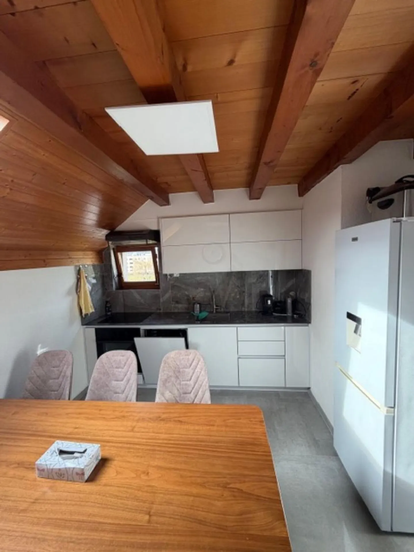 Apartment with 4.5 rooms - Photo 1 of 7