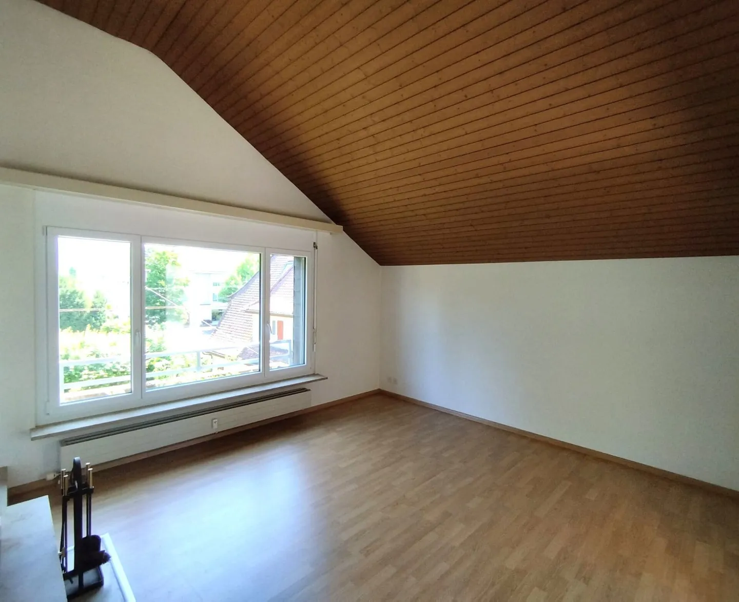 Appartement sous les combles de 2,5 pièces à Reinach avec salle de loisirs - Photo 9 sur 13