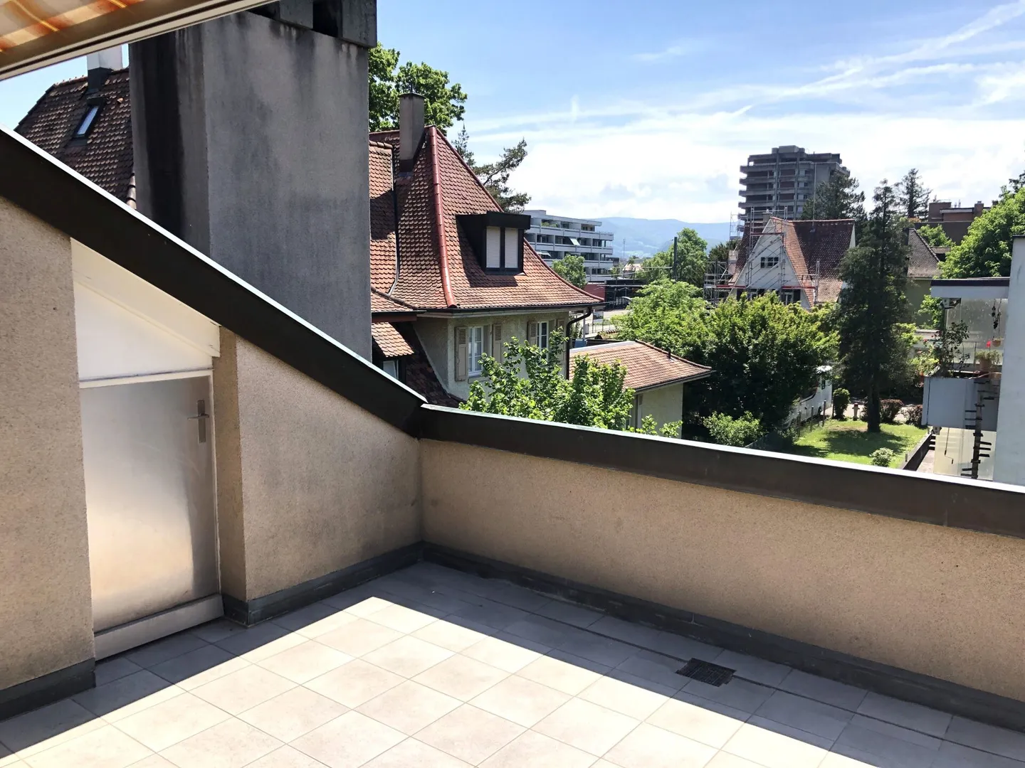 Appartement sous les combles de 2,5 pièces à Reinach avec salle de loisirs - Photo 11 sur 13