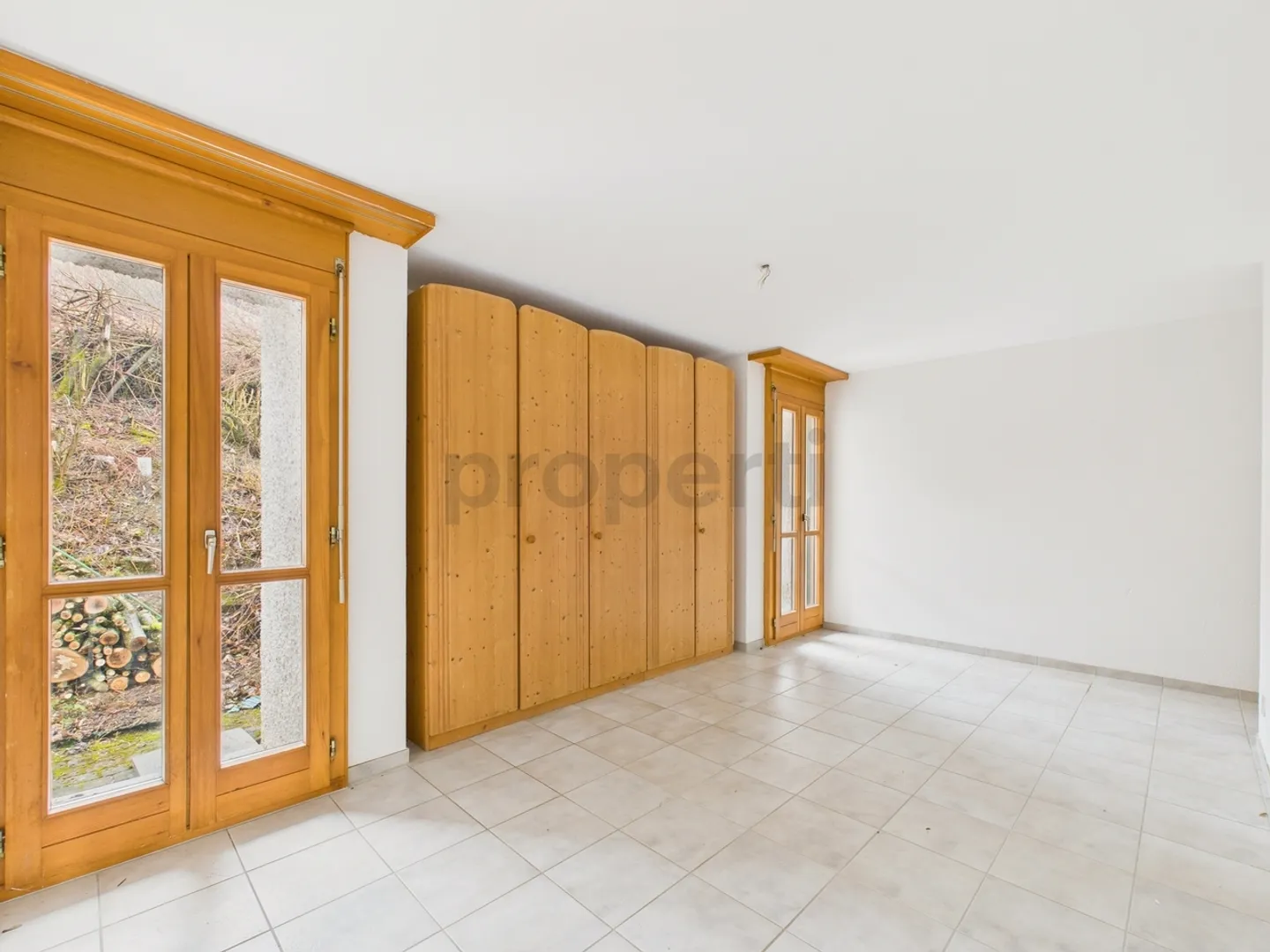 Bright 4.5-Room Townhouse with Garden in Tegerfelden - Photo 4 of 12