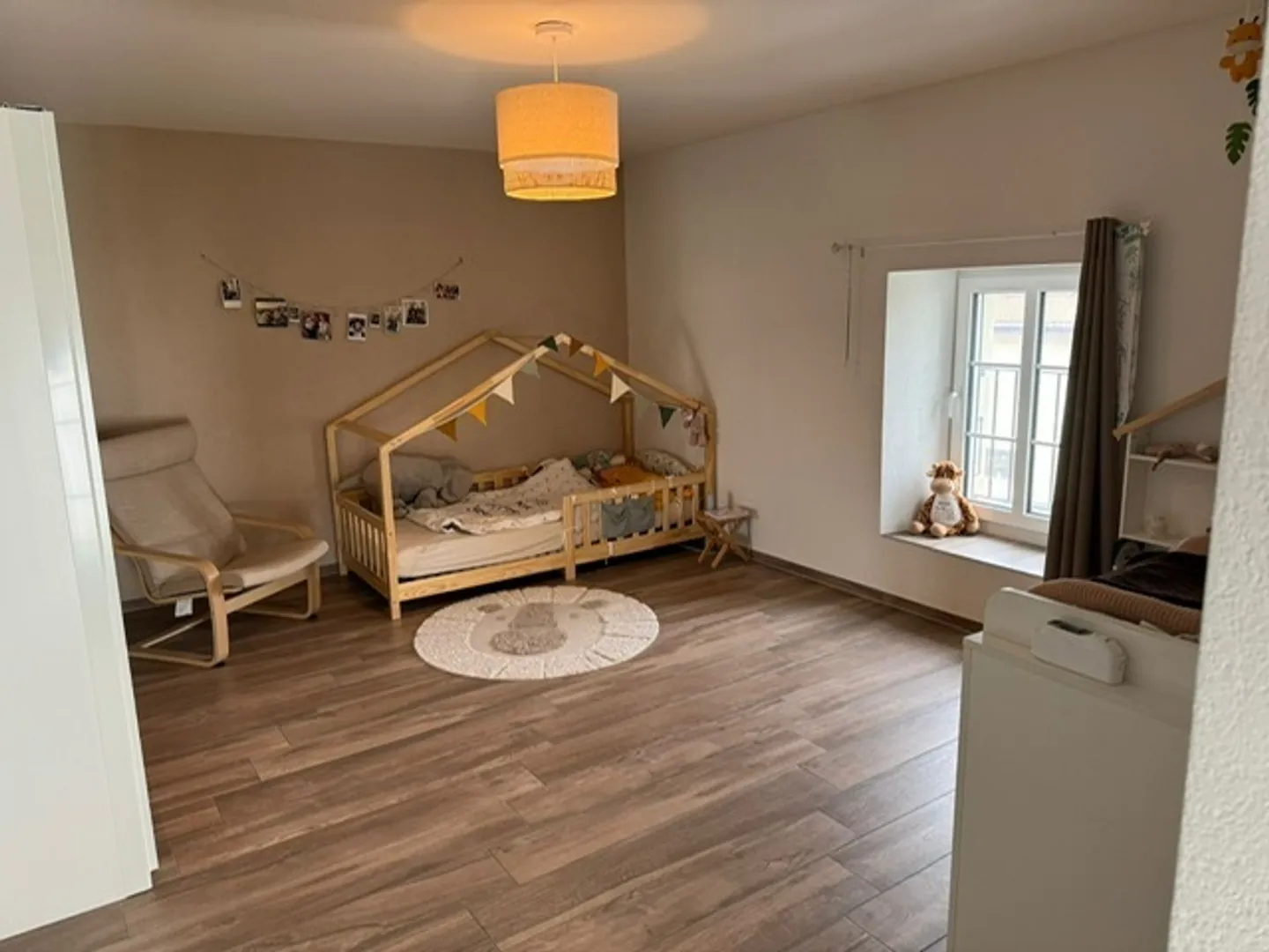 Eclagnens, zu verkaufen, Charakterhaus auf 3 Ebenen mit Garten - Foto 11 von 14
