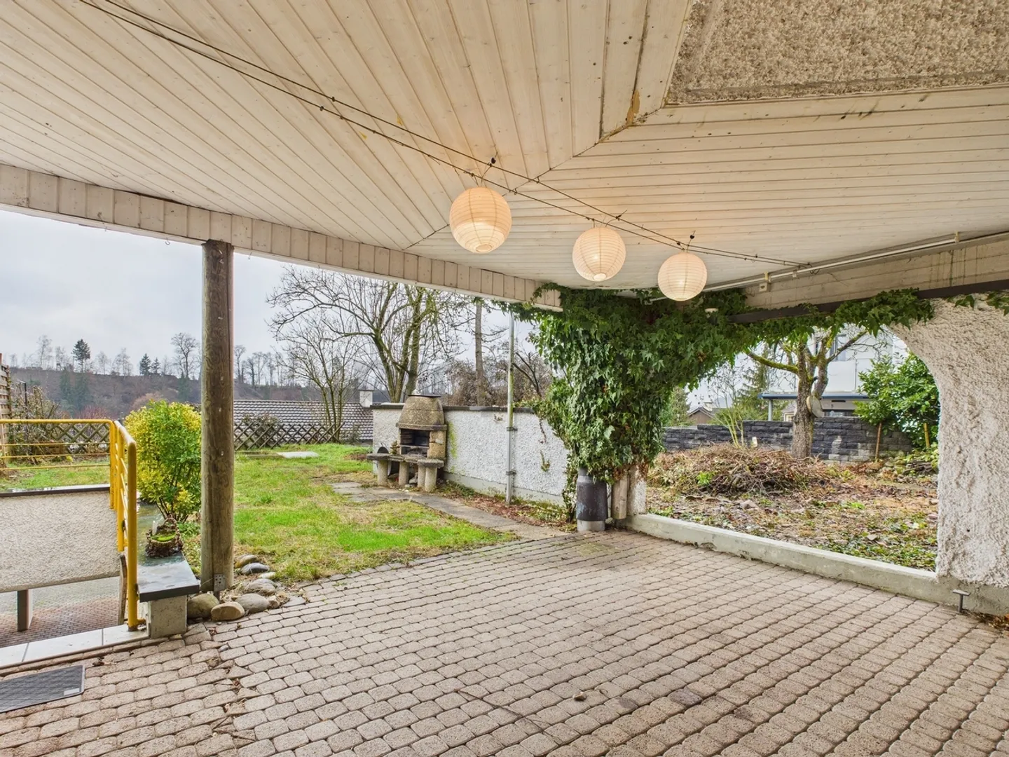 Bright 4.5-Room Townhouse with Garden in Tegerfelden - Photo 10 of 12