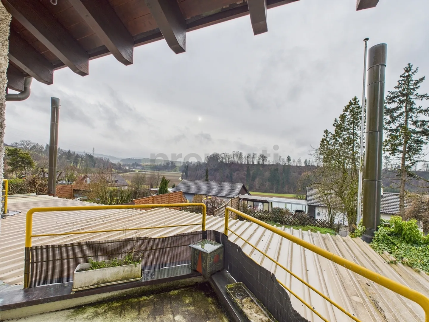 Bright 4.5-Room Townhouse with Garden in Tegerfelden - Photo 11 of 12