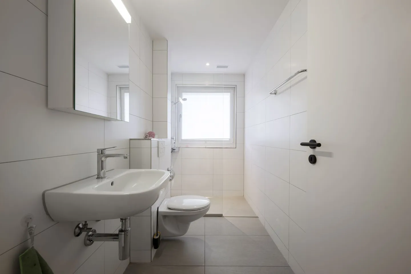 Moderne Wohnung mit grossem Balkon - Foto 7 von 10