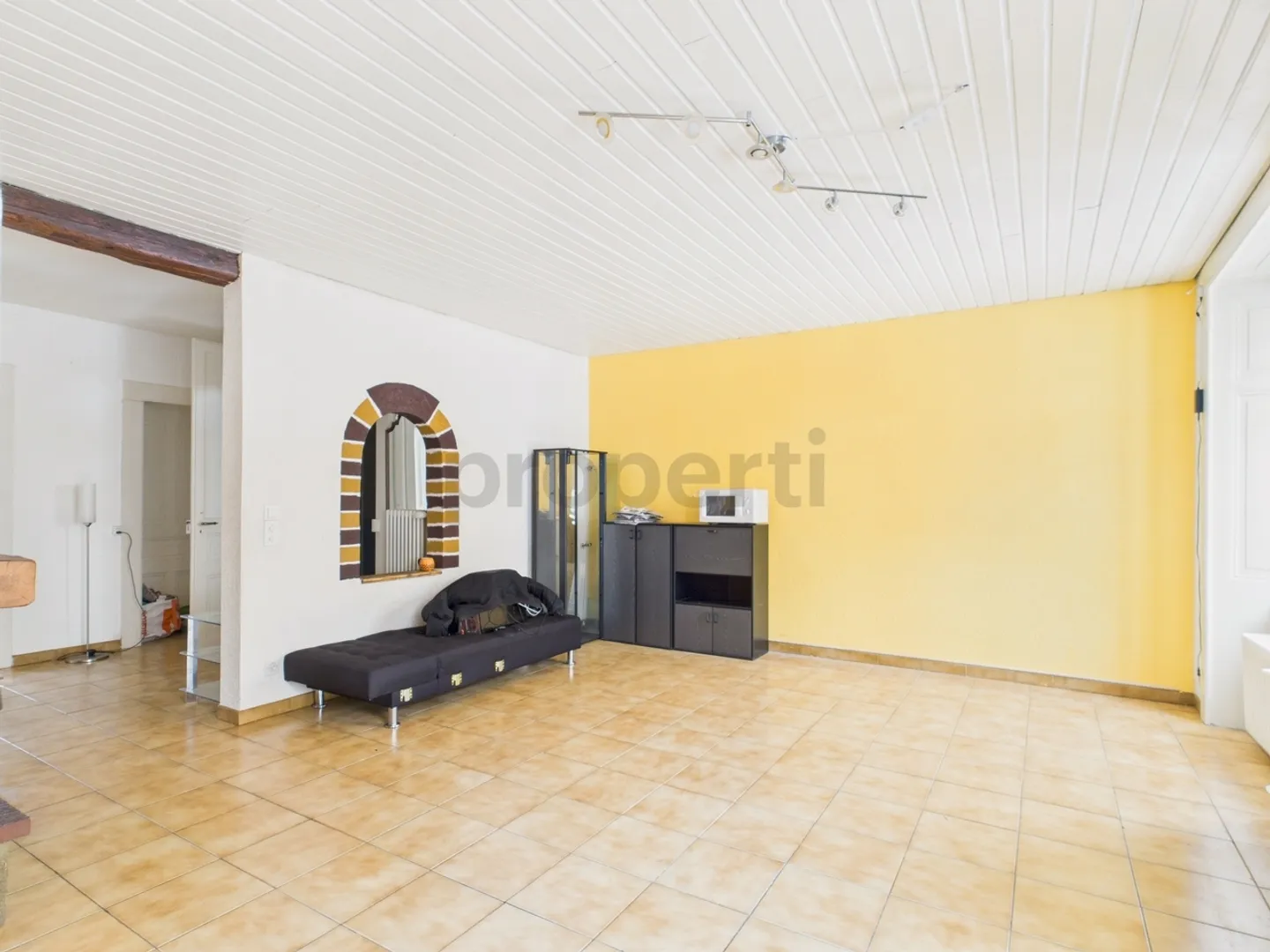 Appartamento affascinante con 4,5 stanze a La Chaux-de-Fonds, Canton NE - Foto 2 di 11