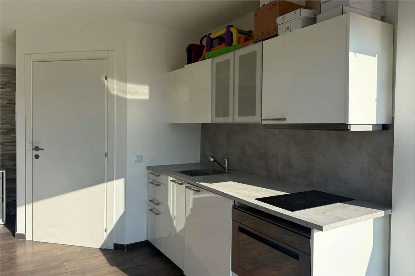 Monolocale con Grande Terrazzo - Foto 3 di 9