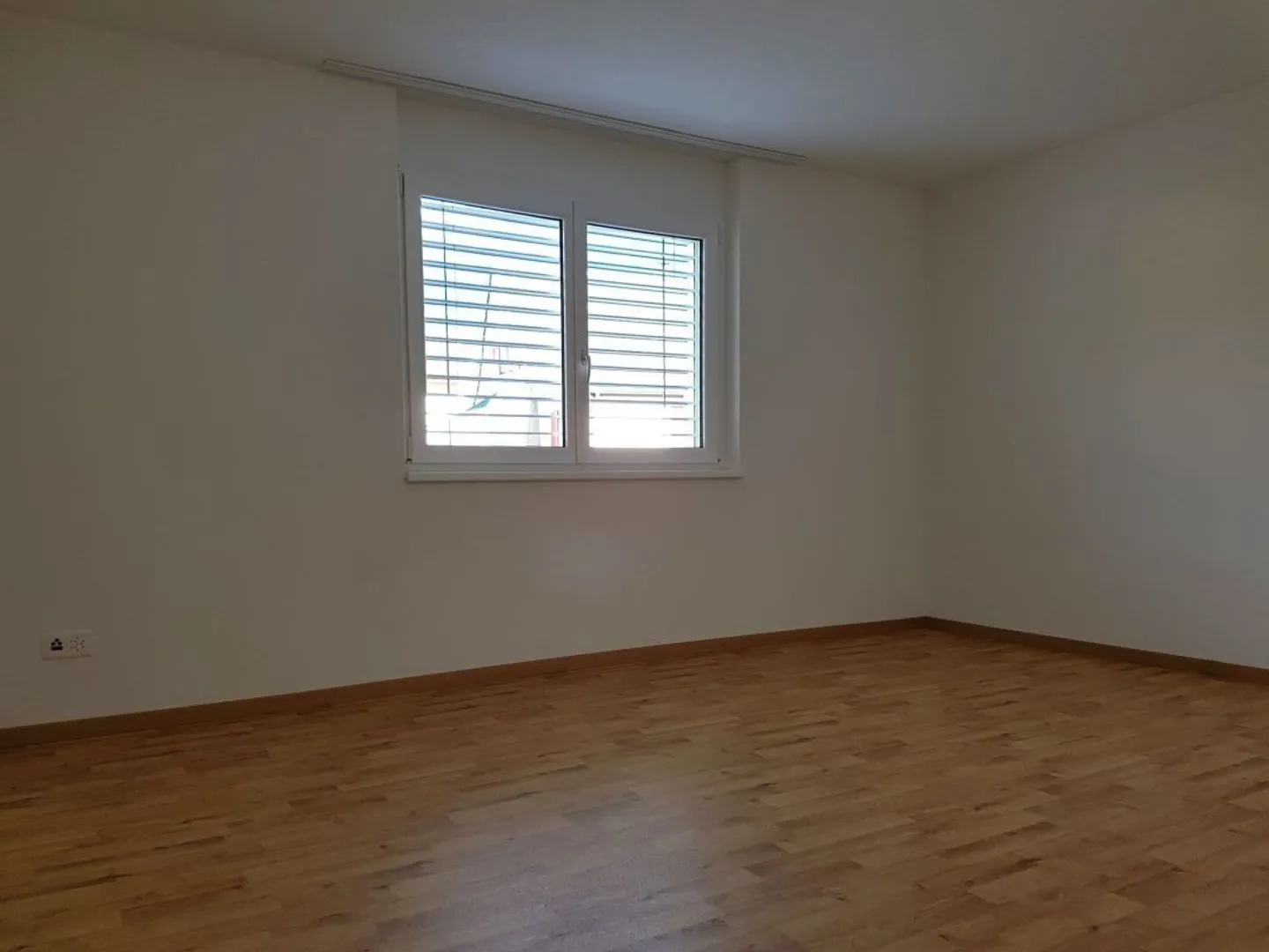 Appartement 5.5 pièces neuf et spacieux à distance de marche du lac Walensee - Photo 4 sur 11