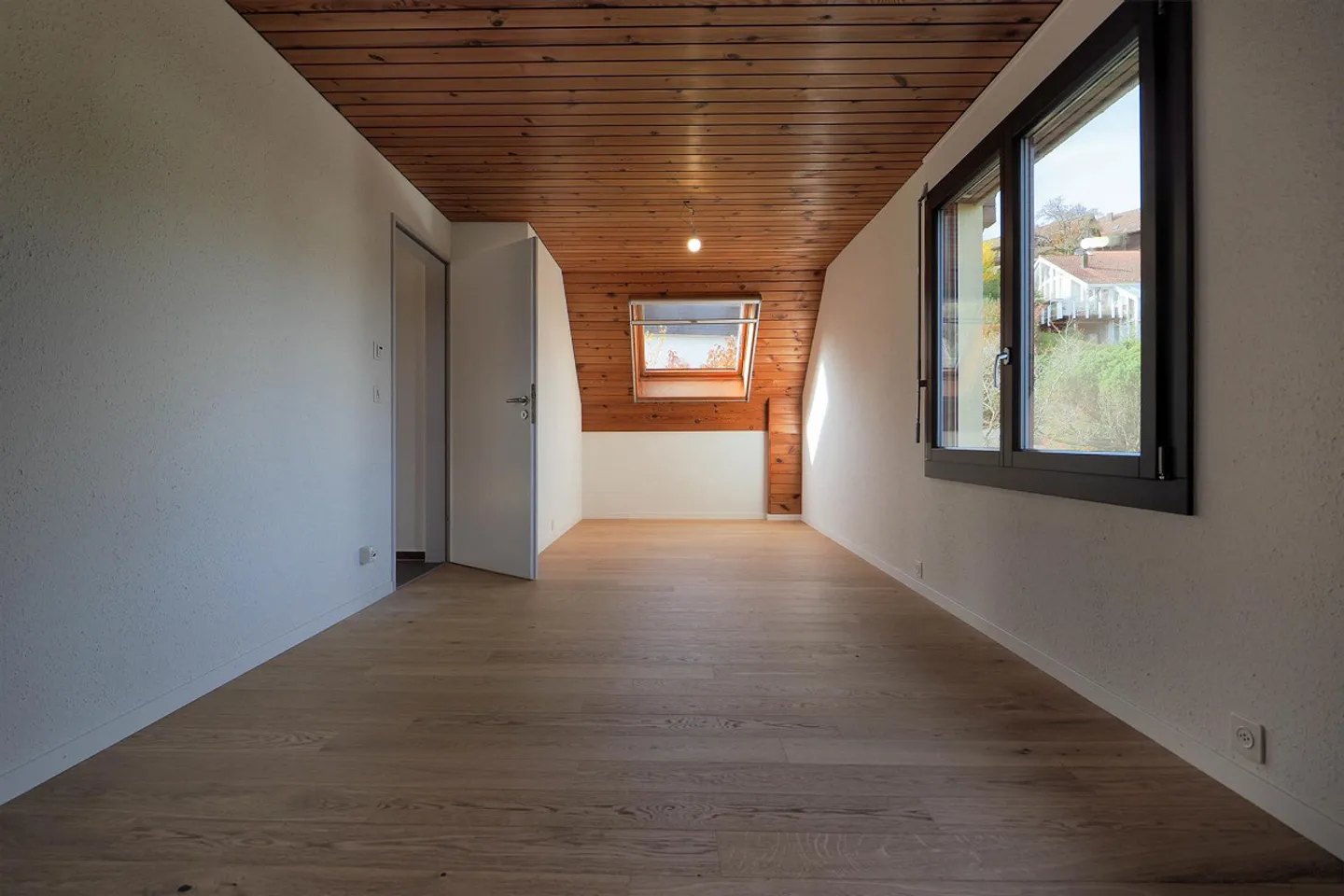 Willkommen Zuhause – Ihr renoviertes Traumhaus mit tollen Aussichten! - Foto 16 von 23