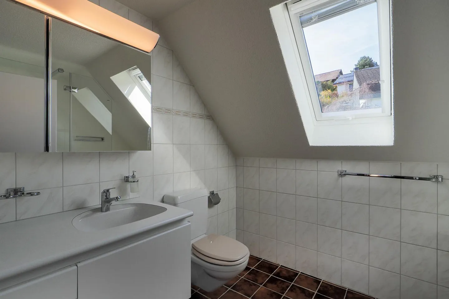 Willkommen Zuhause – Ihr renoviertes Traumhaus mit tollen Aussichten! - Foto 17 von 23
