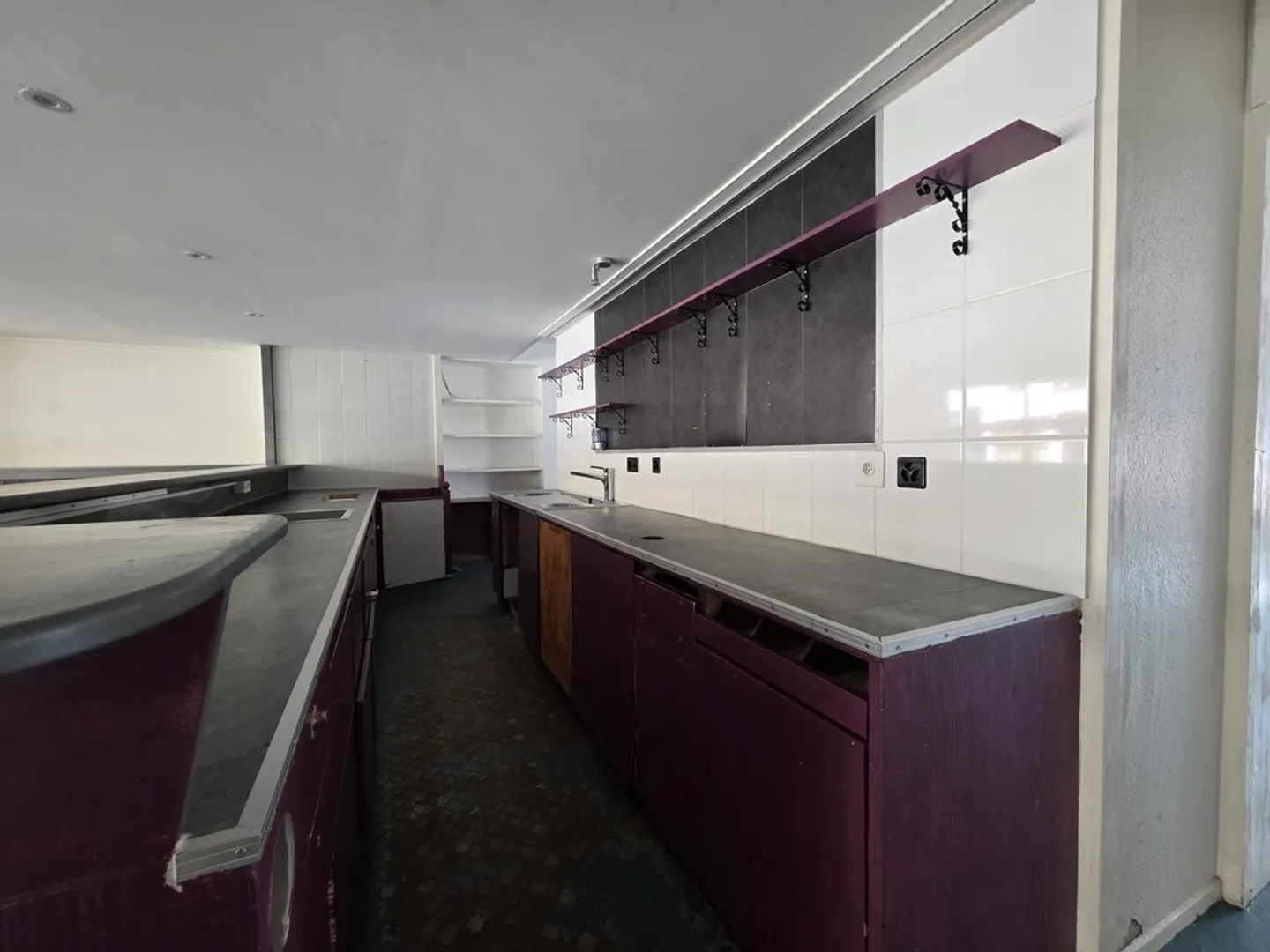 Commercio - Foto 1 di 7