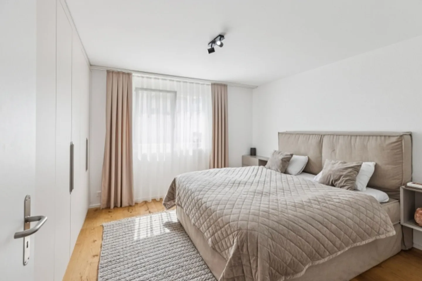 Ampio appartamento con giardino di 5,5 locali ad Abtwil - appena ristrutturato e pronto per essere abitato - Foto 7 di 13