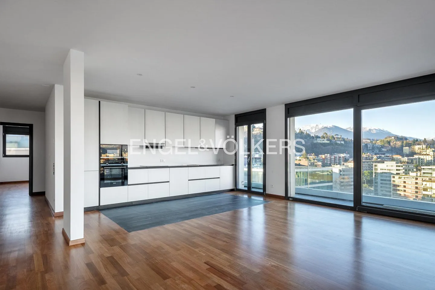 Appartamento moderno di 138 m2 a Paradiso con terrazza di 40 m2 - Foto 4 di 9