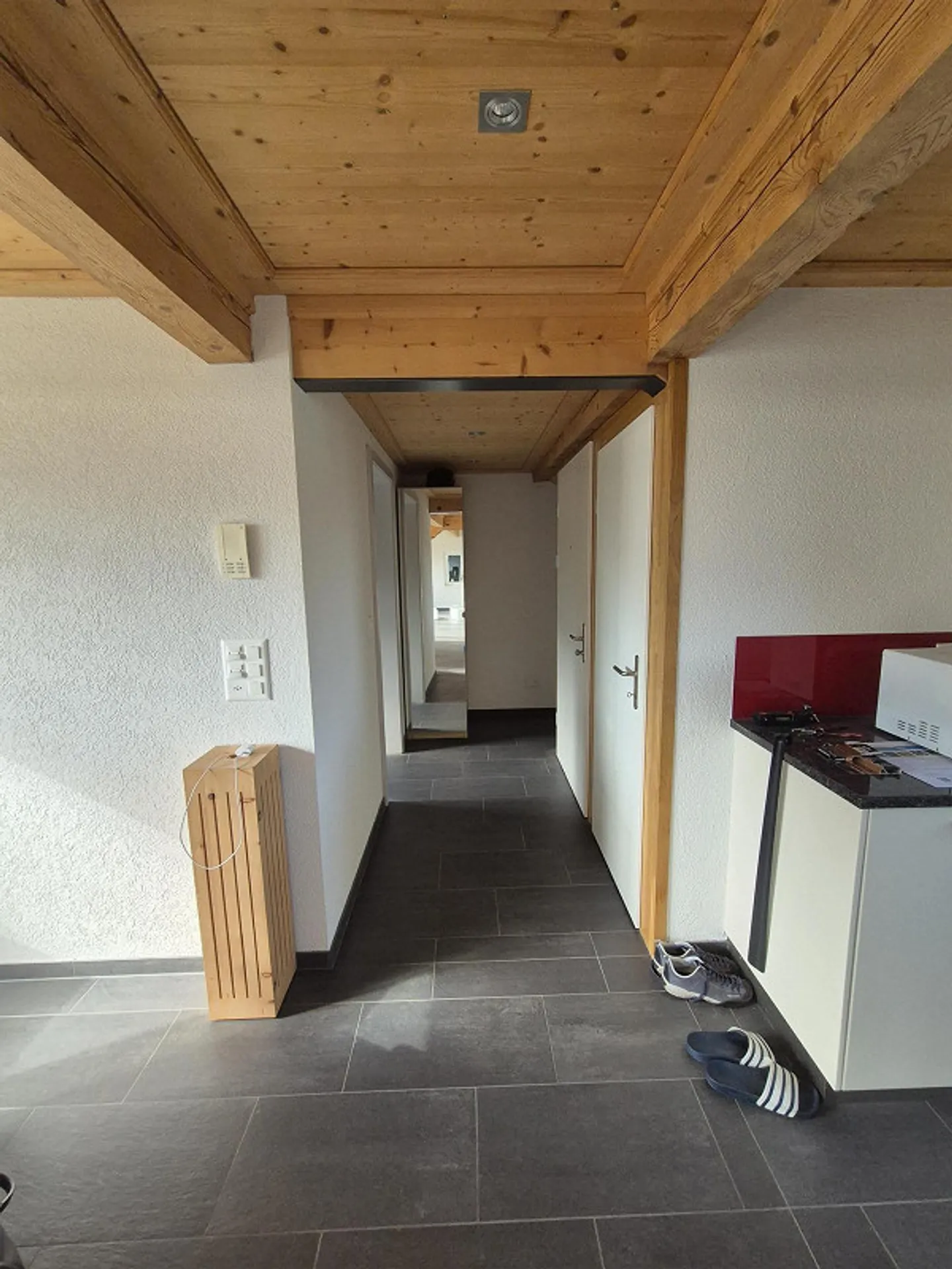 Bella appartamento di 2,5 stanze a Niederurnen - Foto 7 di 9