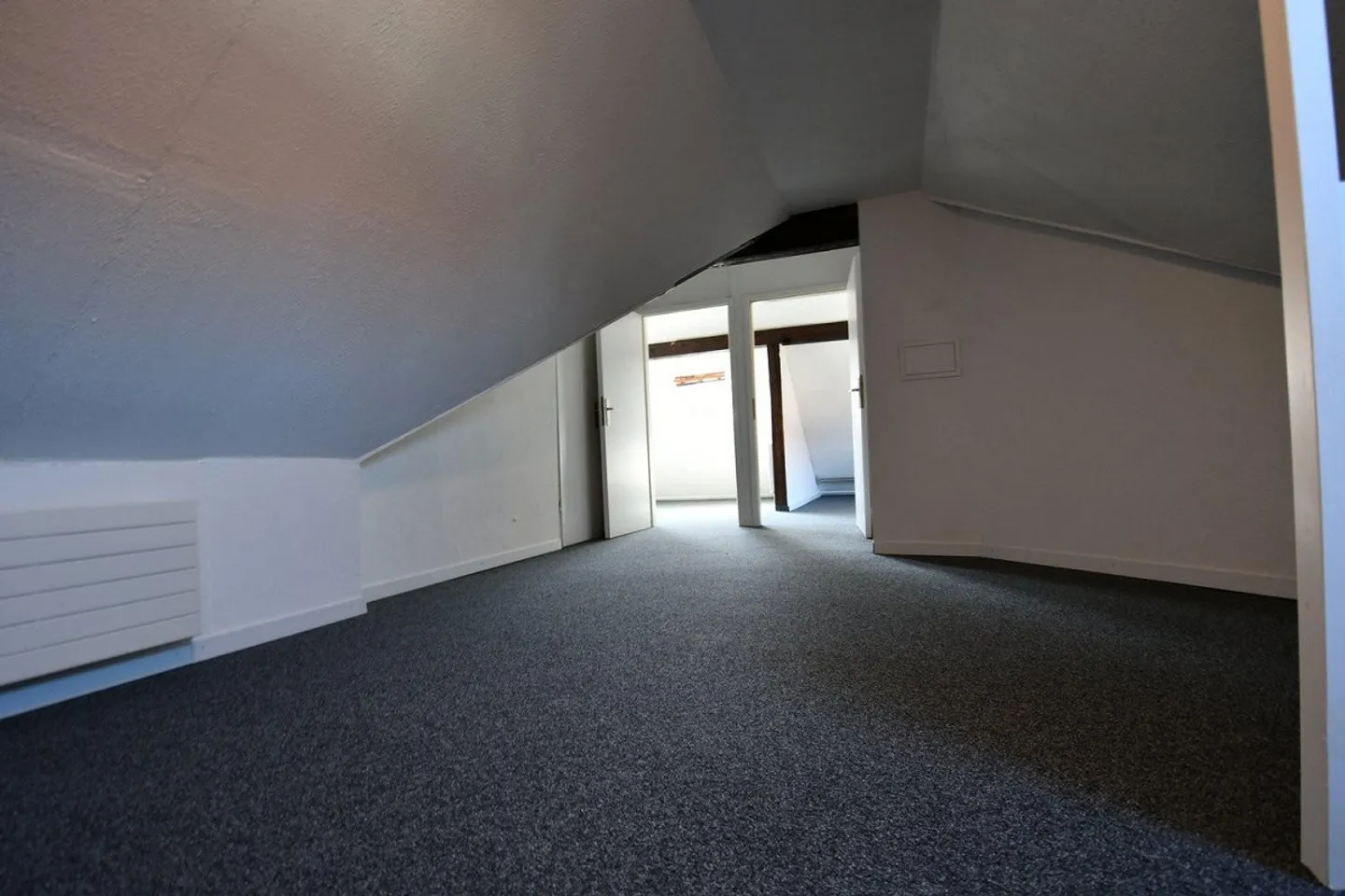 Charmante Dachgeschosswohnung - Foto 2 von 5