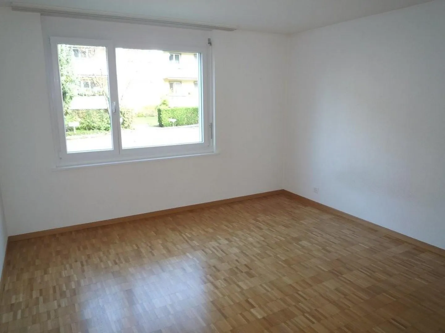 Modernes 3.5-Zimmer Apartment - Foto 6 von 8