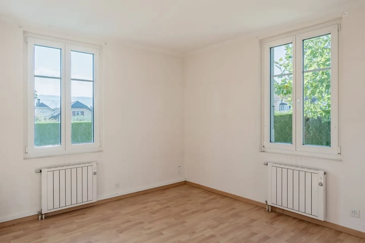 Casa Indipendente Incantevole a Lucens - Foto 8 di 13