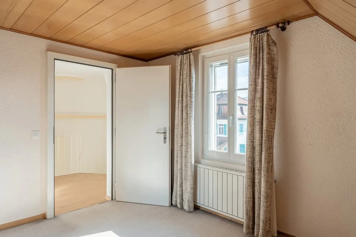 Casa Indipendente Incantevole a Lucens - Foto 10 di 13