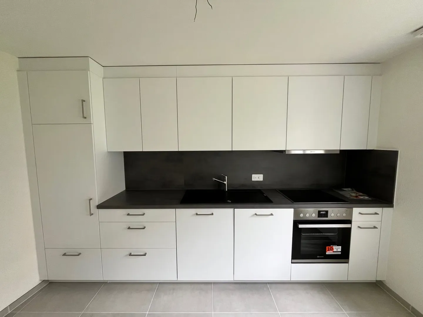 Moderne 3.5 Zimmer Wohnung mit Balkon - Foto 2 von 18