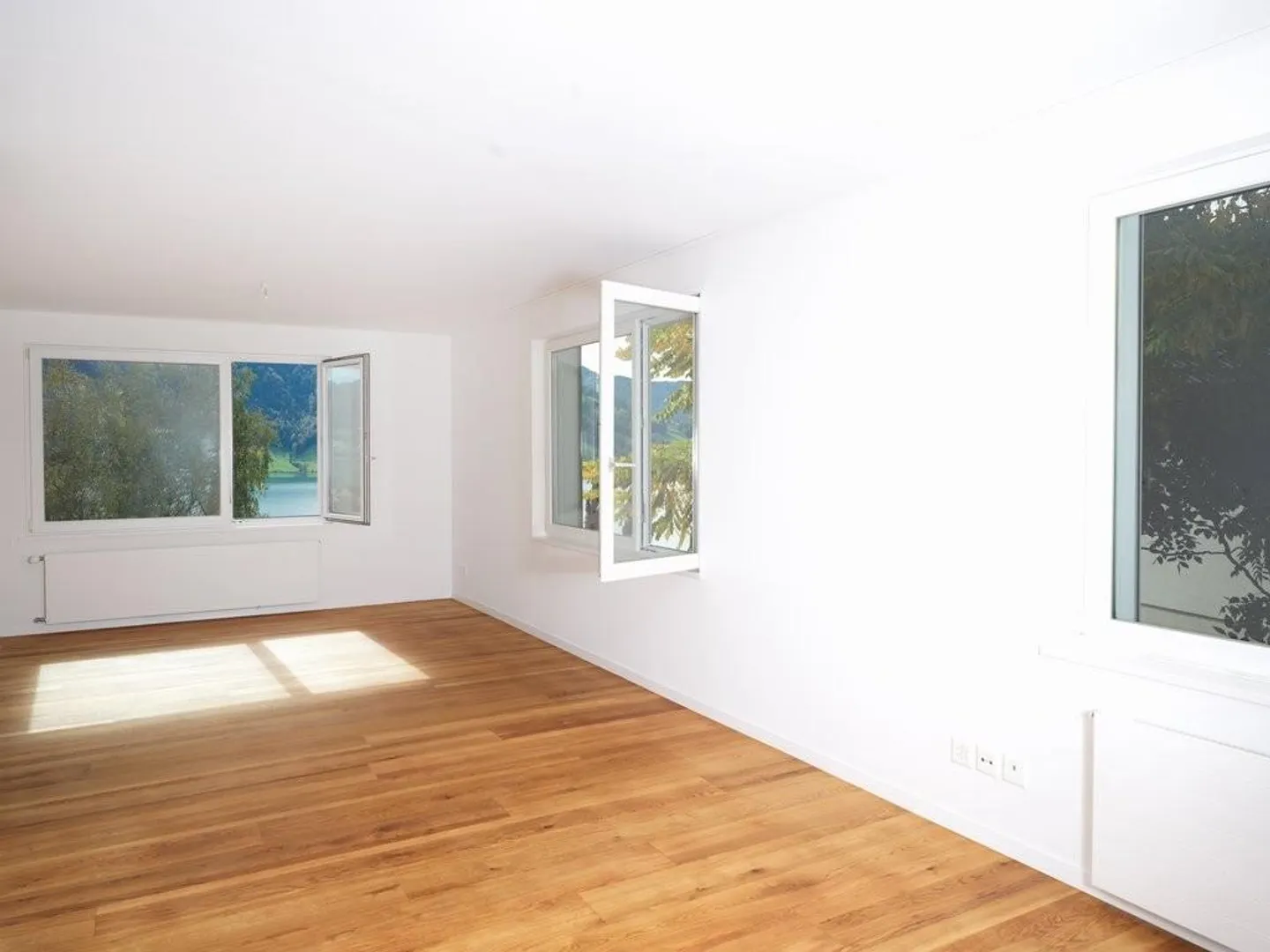 Esclusiva casa unifamiliare di 5,5 locali con vista lago mozzafiato - Foto 6 di 12